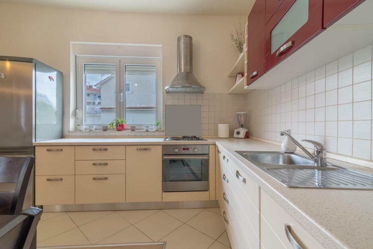 Appartement Emma & Toni à Biograd Na Moru Extérieur photo